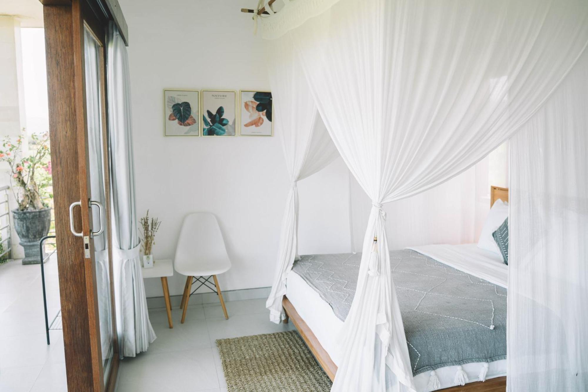 Three Palms Surf & Stay Medewi Airsatang Oda fotoğraf